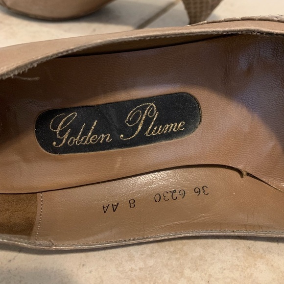 Vintage Golden Plume 8 AA Narrow Kitten Heel Pumps Leather Snake Print Cap Toe - Picture 9 of 12